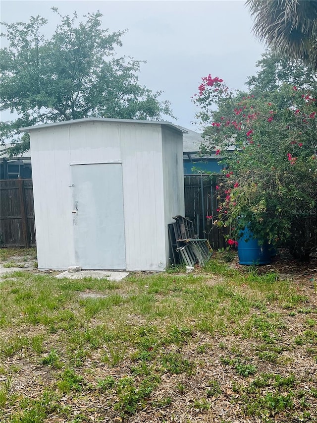 72 Lake Shore Dr, Palm Harbor, FL 34684 - view of shed