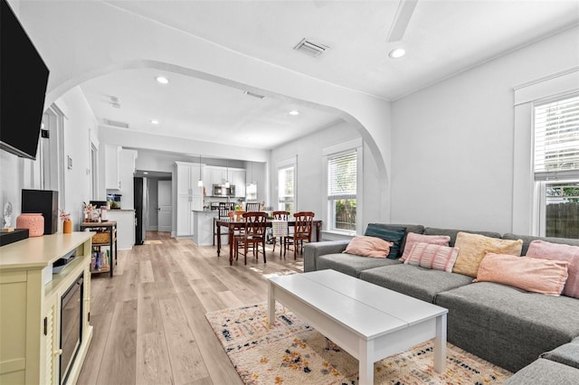 910 E Chelsea St, Tampa, FL 33603 - photo 2