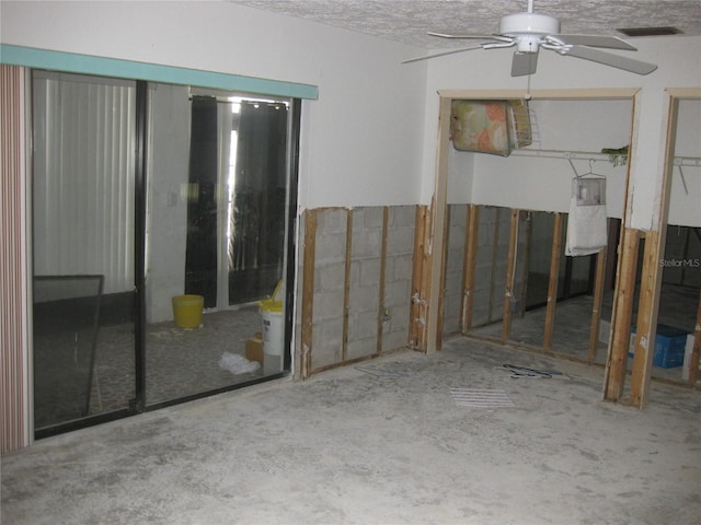 4673 Dewey Dr, New Port Richey, FL 34652 - empty room with a ceiling fan