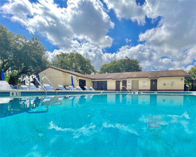 501 E Bay Dr Unit 3504, Largo, FL 33770 - view of community pool