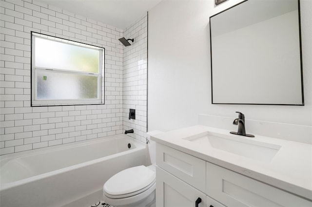 5405 S Sellas St, Tampa, FL 33611 - full bath featuring toilet, vanity, and bathing tub / shower combination