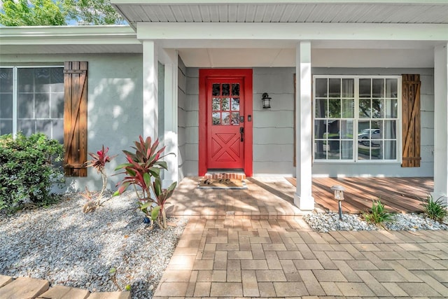 12401 Yorktown Ln, Bayonet Point, FL 34667 - property entrance featuring a porch