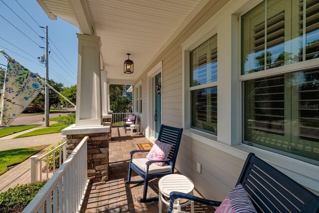 852 Cordova Blvd NE, Saint Petersburg, FL 33704 - photo 82