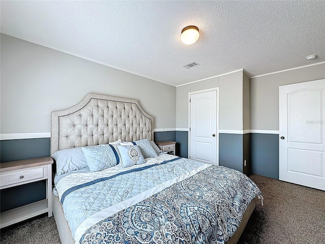 8851 C 469, Center Hill, FL 33514 - carpeted bedroom featuring a textured ceiling