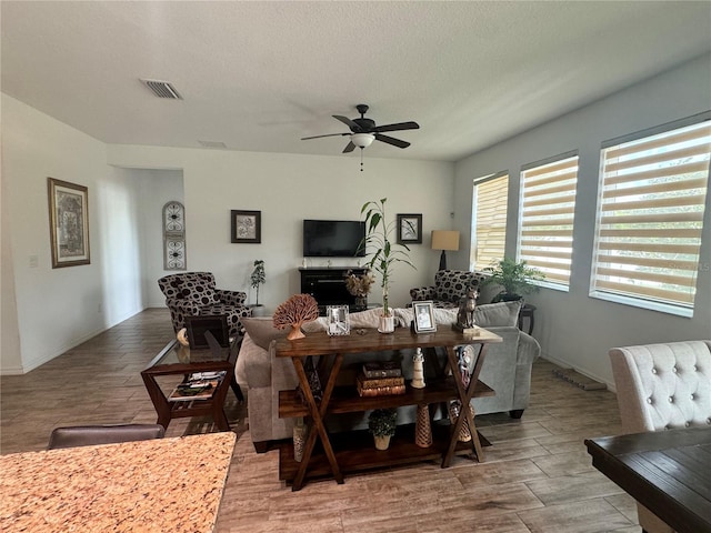 12032 Grand Kempston Dr, Gibsonton, FL 33534 - photo 6