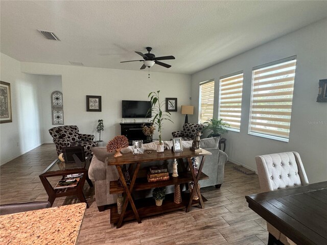 12032 Grand Kempston Dr, Gibsonton, FL 33534 - photo 8