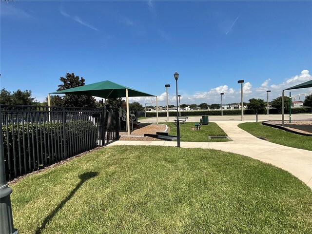 12032 Grand Kempston Dr, Gibsonton, FL 33534 - photo 50