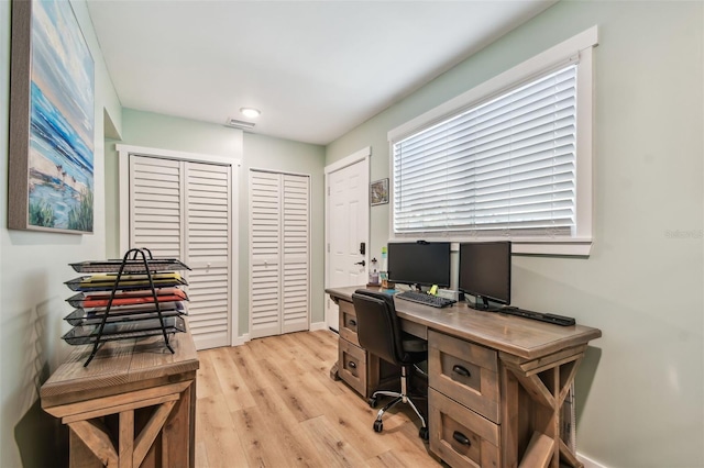 1529 Essex Dr N, Saint Petersburg, FL 33710 - office space featuring light wood-style flooring, baseboards, and recessed lighting