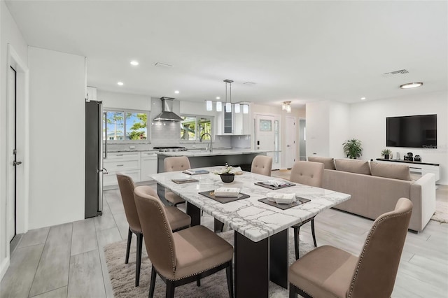 94 Nicholas Dr, Dunedin, FL 34698 - dining space with recessed lighting