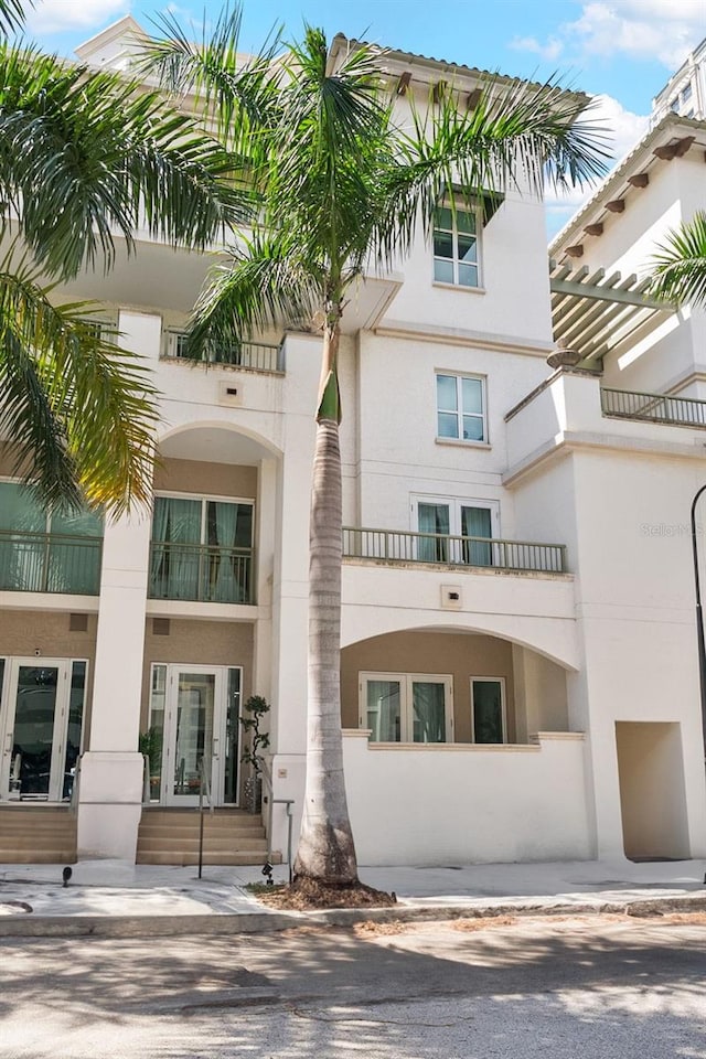 450 Knights Run Ave Unit 104, Tampa, FL 33602 - photo 1