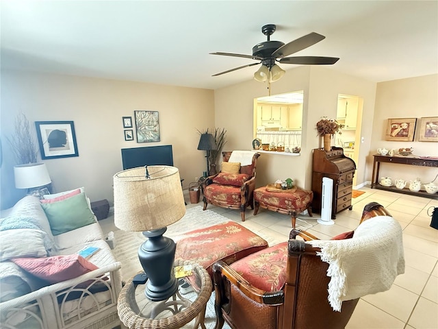 102 Cambridge Trl Unit 230, Sun City Center, FL 33573 - tiled living room with a ceiling fan