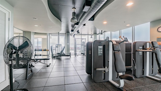 777 N Ashley Dr Unit 1506, Tampa, FL 33602 - exercise room with expansive windows and recessed lighting
