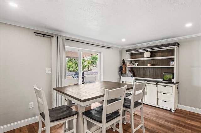 6137 Halifax Dr, New Port Richey, FL 34653 - dining space with wood finished floors, baseboards, ornamental molding, and recessed lighting