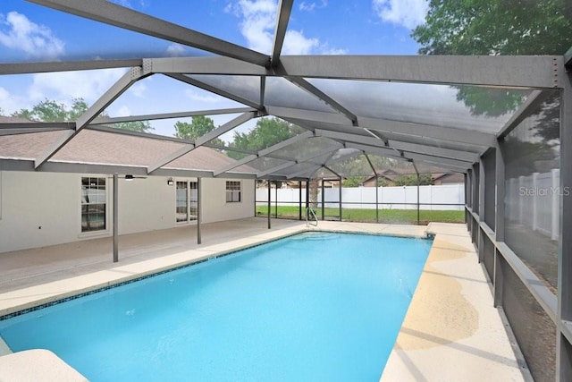 1017 Cameo Crest Ln, Valrico, FL 33596 - view of pool featuring a patio area and glass enclosure