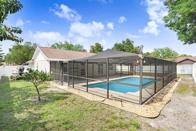 1017 Cameo Crest Ln, Valrico, FL 33596 - view of pool featuring a patio area and a lanai
