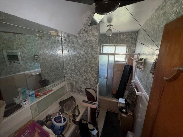 3730 NE 17th Ave, Pompano Beach, FL 33064 - view of full bathroom