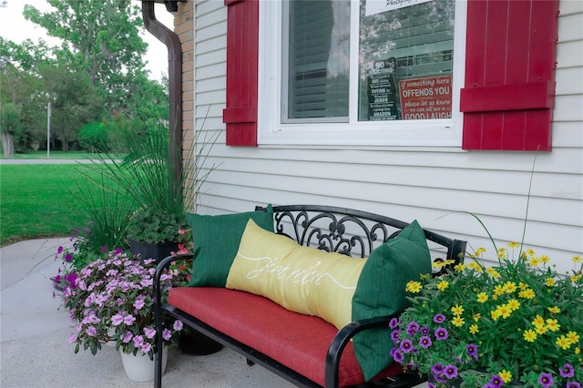 1423 Spruce Rd N, Lakeland, FL 33809 - view of patio / terrace