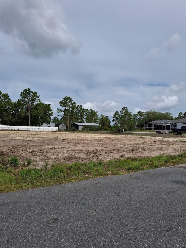 8181 Nittany Rd, Weeki Wachee, FL 34613