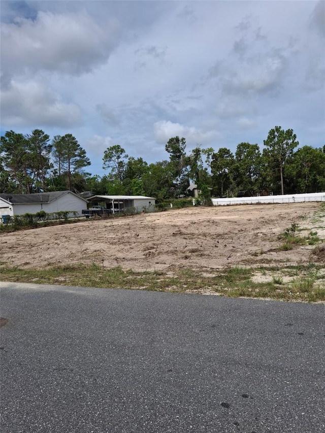 8181 Nittany Rd, Weeki Wachee, FL 34613