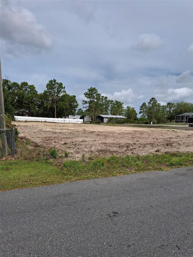 8181 Nittany Rd, Weeki Wachee, FL 34613