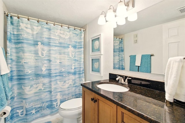 7625 Sun Island Dr S Unit 304, South Pasadena, FL 33707 - full bath with vanity and a shower with curtain