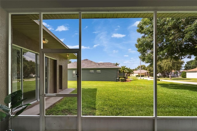 2803 Abbey Grove Dr, Valrico, FL 33594 - view of unfurnished sunroom