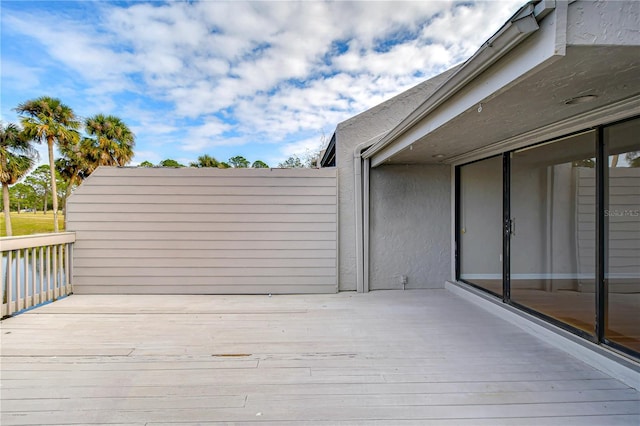 13635 Twin Lakes Ln Unit 13635, Tampa, FL 33618 - view of wooden deck
