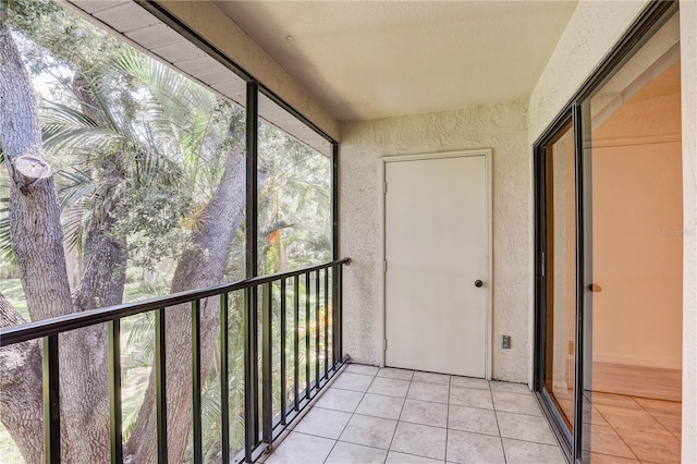 11800 Park Blvd Unit 208, Seminole, FL 33772 - unfurnished sunroom featuring plenty of natural light