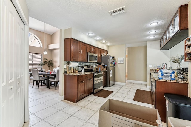 8601 Chadwick Dr, Tampa, FL 33635 - photo 34