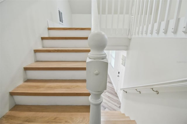816 9th Ave SW, Largo, FL 33770 - stairway with wood finished floors