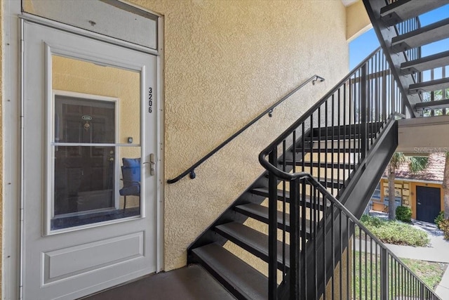10764 70th Ave Unit 3206, Seminole, FL 33772 - view of staircase