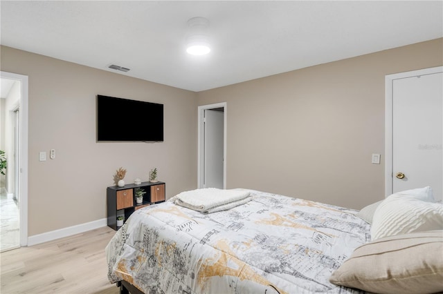 1406 Valley Pl, Brandon, FL 33510 - bedroom featuring light wood-style flooring and baseboards