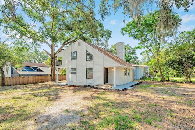 8521 N 29th St, Tampa, FL 33604 - back of property featuring a chimney