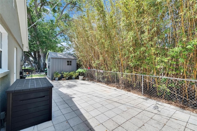 206 4th Ave NW, Ruskin, FL 33570 - view of patio