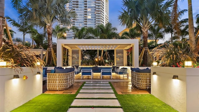 100 1st Ave N Unit 2703, Saint Petersburg, FL 33701 - view of patio featuring outdoor lounge area