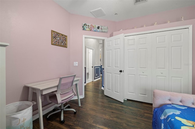 2350 126th Dr E, Parrish, FL 34219 - bedroom featuring dark wood-type flooring and a closet