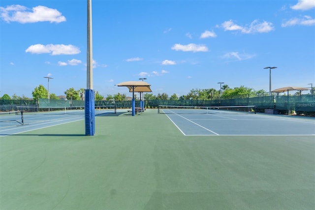 6123 Golden Nettle Dr, Apollo Beach, FL 33572 - view of tennis court