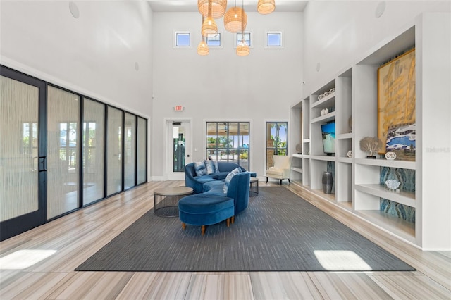 6123 Golden Nettle Dr, Apollo Beach, FL 33572 - community lobby featuring a towering ceiling