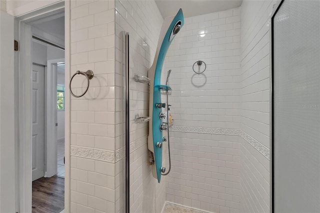 1813 Allegheny Dr, Sun City Center, FL 33573 - full bathroom featuring a stall shower