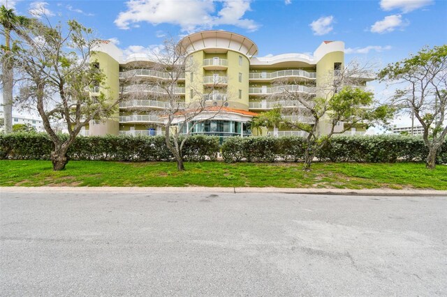 11605 Gulf Blvd Unit 506, Saint Petersburg, FL 33706 - view of apartment building / complex