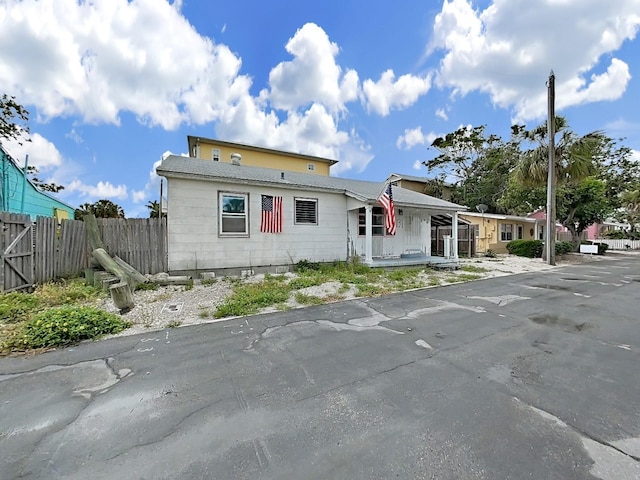 131 92nd Ave, Treasure Island, FL 33706 - view of front of property with covered porch