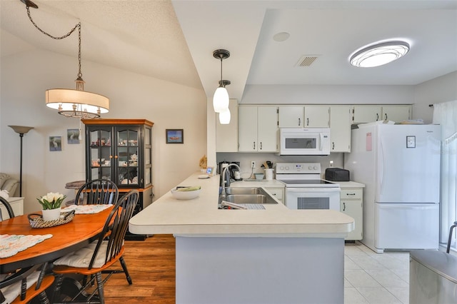 311 Knottwood Ct, Sun City Center, FL 33573 - photo 4