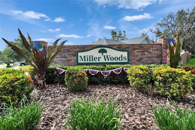 414 Summit Chase Dr, Valrico, FL 33594 - view of community / neighborhood sign