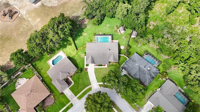 414 Summit Chase Dr, Valrico, FL 33594 - bird's eye view of a pool