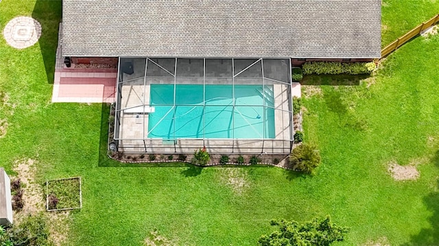 414 Summit Chase Dr, Valrico, FL 33594 - view from above of property featuring a pool area