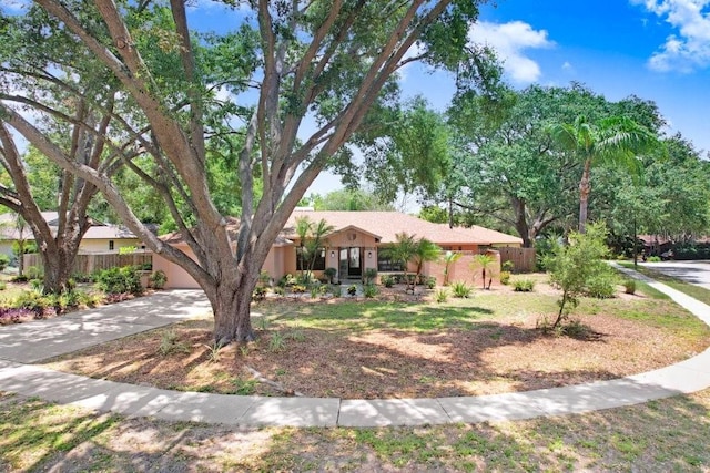 107 Halton Cir, Seffner, FL 33584 - ranch-style home with concrete driveway
