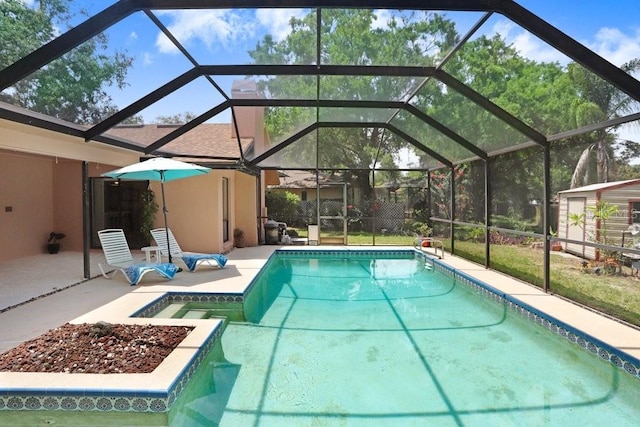 107 Halton Cir, Seffner, FL 33584 - outdoor pool featuring a patio and a lanai