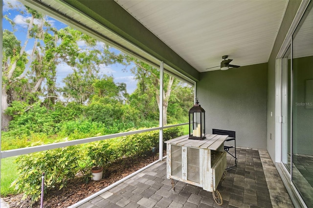7991 Lake James Blvd, Lakeland, FL 33810 - sunroom with ceiling fan