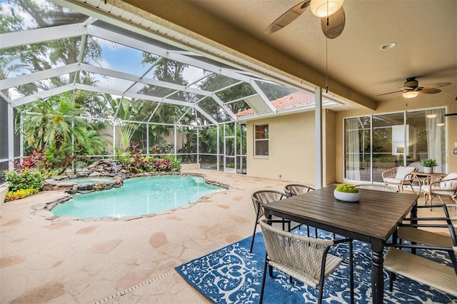 2354 Messenger Cir, Safety Harbor, FL 34695 - view of pool with a ceiling fan, a patio area, and a pool with connected hot tub