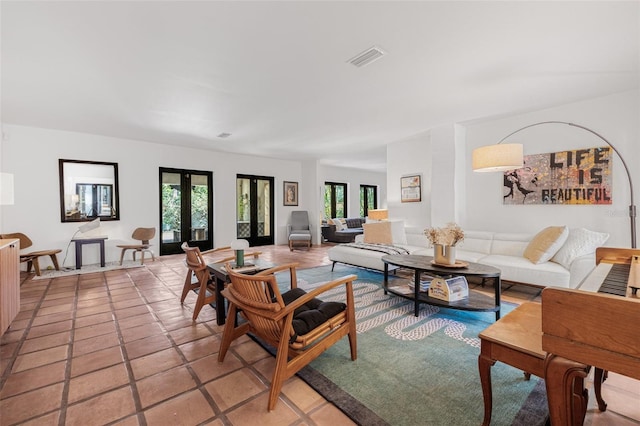 122 Miramar Blvd NE, Saint Petersburg, FL 33704 - photo 15